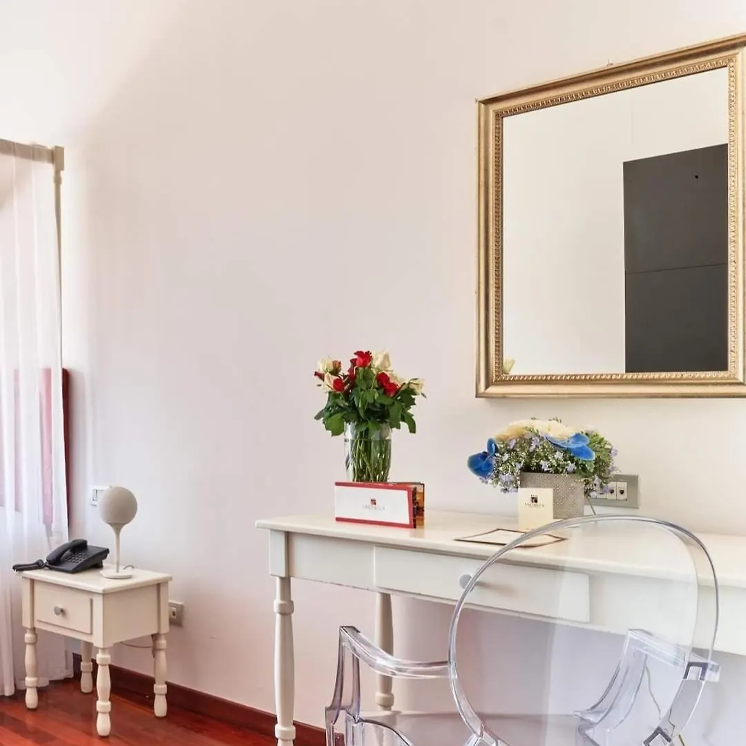 La Chicca Palace Hotel ميلاتسو
