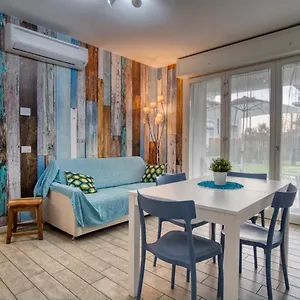  Appartamento Caseospitali - Casa Azzurra Incantevole Bilocale Con Giardino Italia